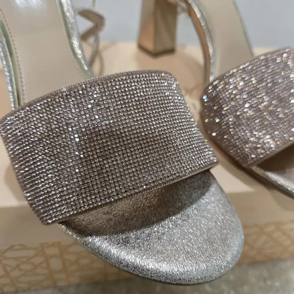 Jewel Badgley Mischka Women's Hattie Ankle Strap Sandal Rose Gold Women's Size 8 - Picture 4 of 9